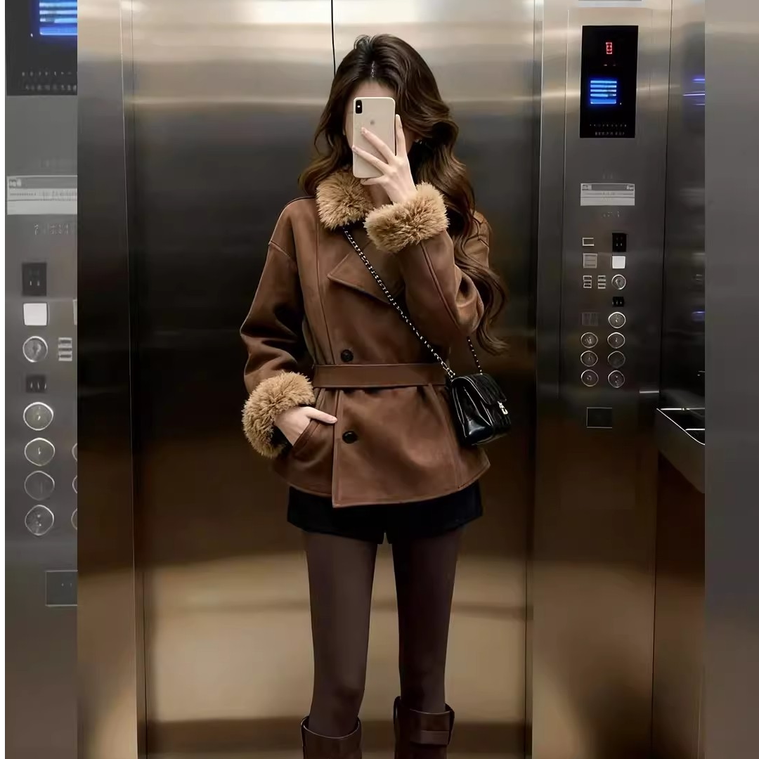 韩系咖色加厚毛绒拼接毛呢大衣