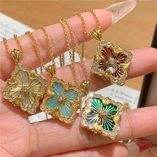 布吉拉提歌剧院opera双面拉丝四叶草项链镀18K金贝母天河石锁骨链