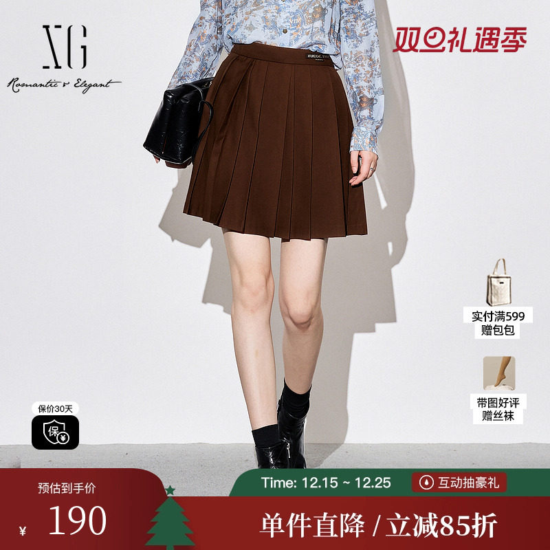 XG/雪歌XJ303009A372深咖色半身裙时尚秋季新款贴布百褶A字短裙女