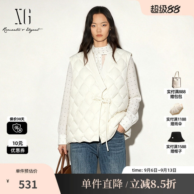 XG/雪歌 XK406766A851白色无领新中式盘扣白鸭绒羽绒马夹外套女装