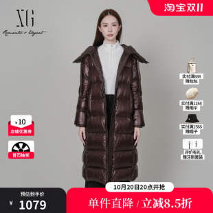 XG雪歌XK406073A915酒红色鸭绒羽绒服2025冬季新款长款羽绒外套女