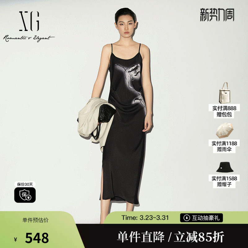 XG/雪歌 XL204040A190黑色印花修身吊带连衣裙薄款无袖背心开叉女