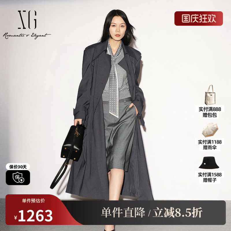 XG/雪歌 XL308007A583深灰色翻领长款双排扣风衣外套老钱高级女装