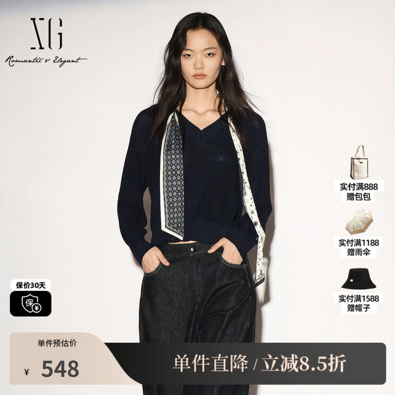 XG/雪歌XL311038A228藏青色配飘带V领长袖针织衫休闲简约毛衣女装