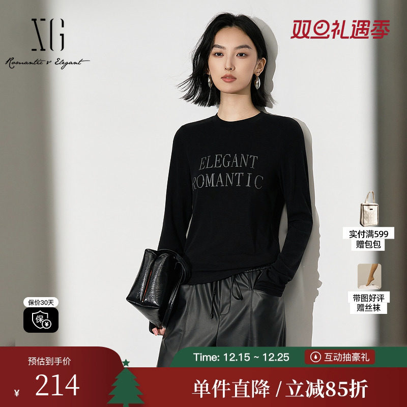 XG/雪歌XL401627A890字母印花长袖T恤2025冬季新款修身圆领上衣女