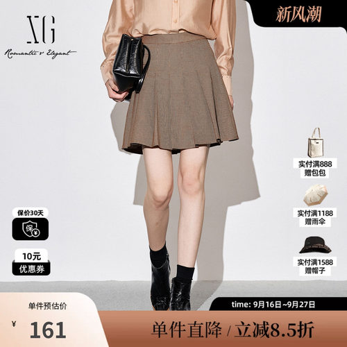 XG雪歌XJ303023B695复古格纹半身裙时尚秋季新款通勤短款百褶裙女