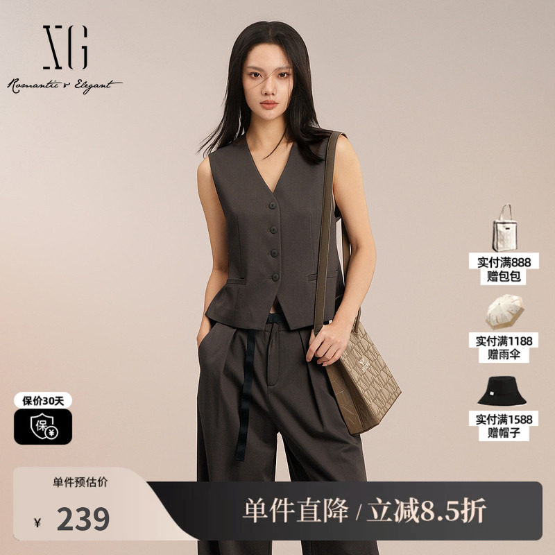 XG/雪歌XK224001A174棕灰色无袖西装马甲收腰V领背心短款马夹女装