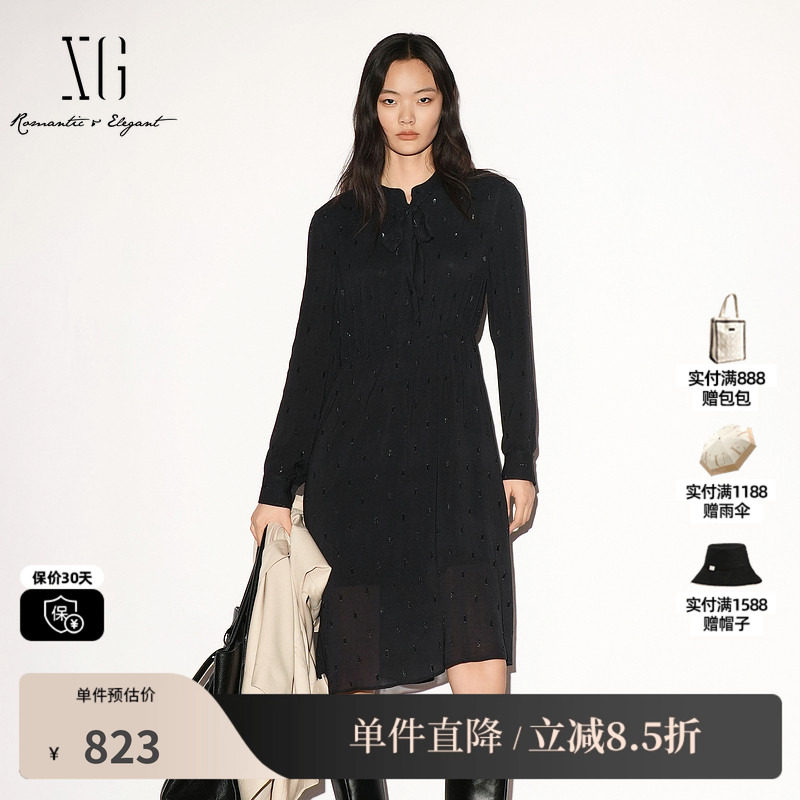 XG/雪歌 XL304003A428藏青色立领系带长袖高腰连衣裙优雅中裙女装