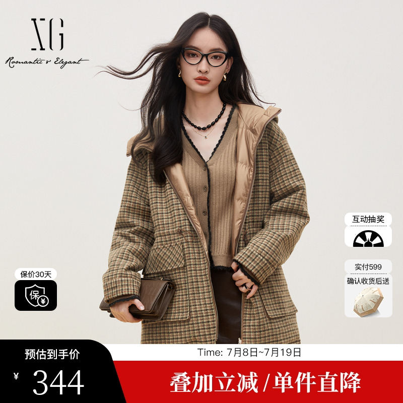 XG雪歌XI406036B695格纹长袖羽绒服时尚冬季新款绵羊毛连帽外套女