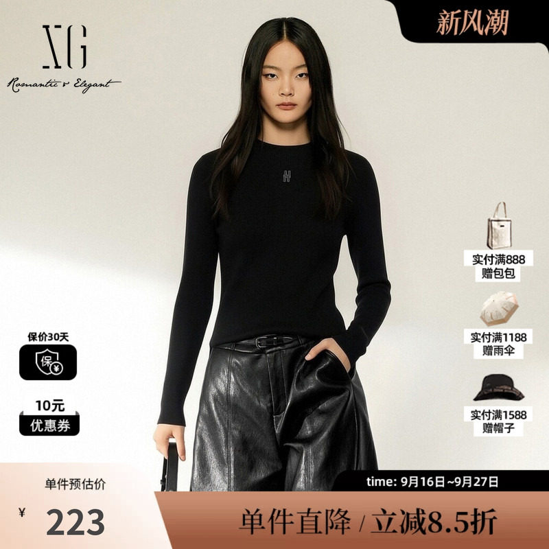 XG/雪歌 XK411773A890黑色羊毛混纺刺绣圆领针织衫修身打底毛衣女