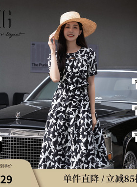 XG/雪歌XJ204065B993印花短袖连衣裙时尚夏季新款薄款中长A字裙女