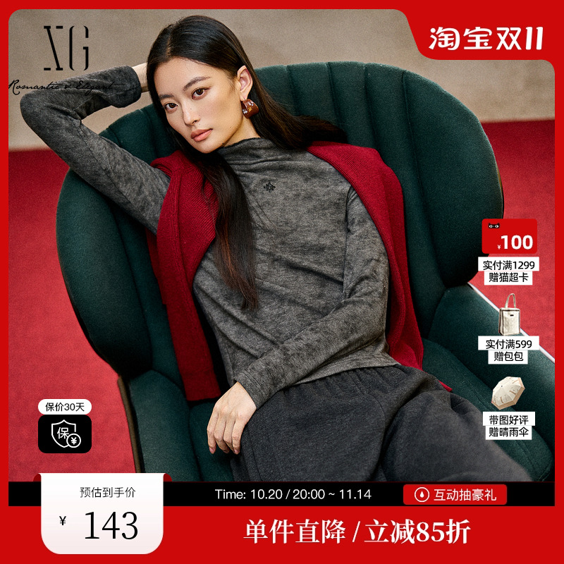 XG/雪歌XL401620A883烫钻设计长袖T恤2025冬季新款修身高领上衣女