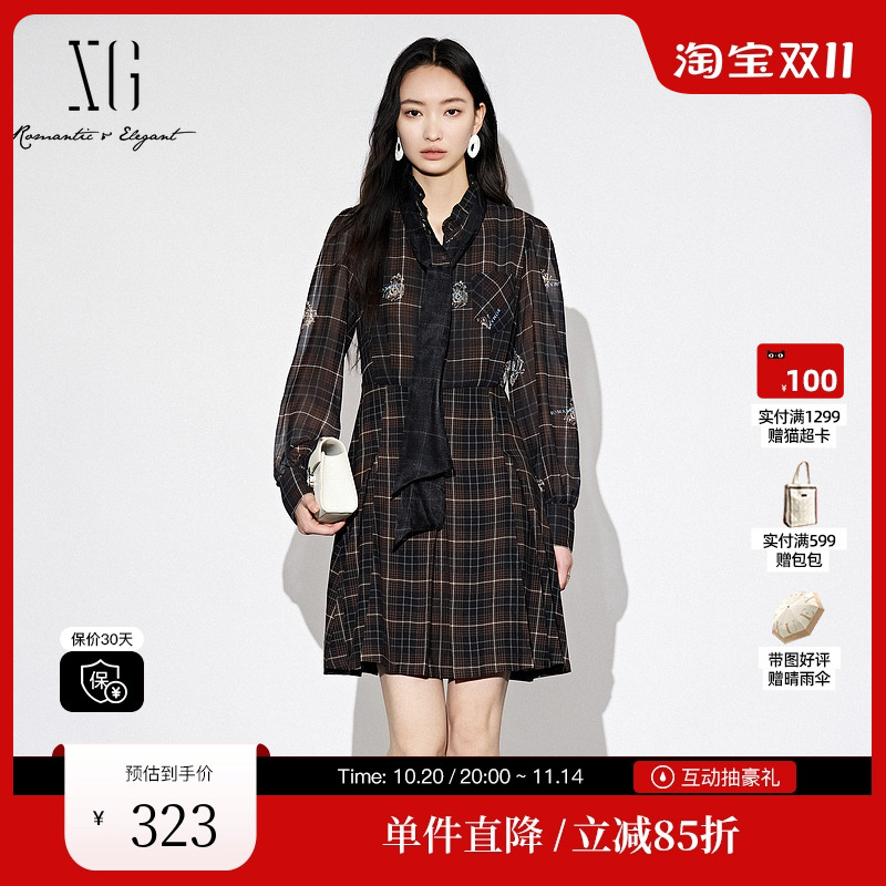 XG/雪歌XJ304014B395格纹长袖连衣裙时尚秋季新款通勤衬衫A字裙女