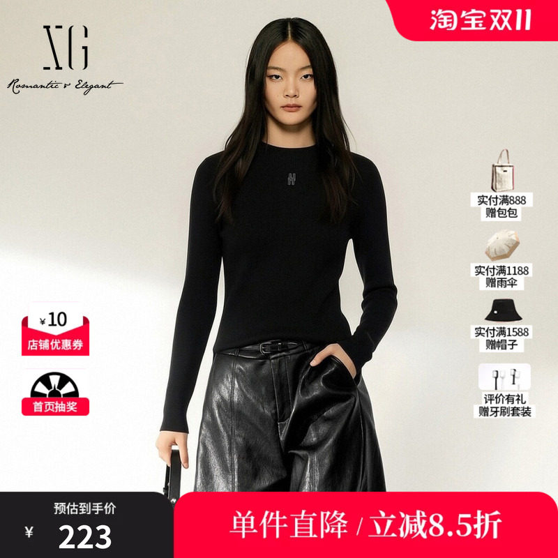 XG/雪歌 XK411773A890黑色羊毛混纺刺绣圆领针织衫修身打底毛衣女