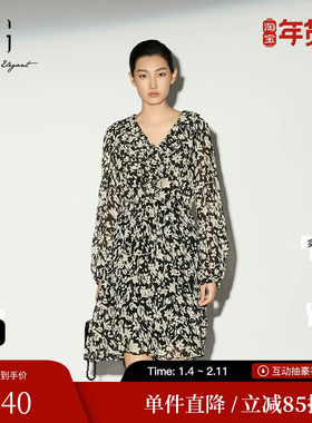 XG/雪歌XL104005B393 碎花长袖连衣裙V领荷叶边花版A字中裙伞裙女