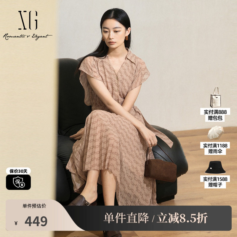 XG雪歌XK204019B797短袖衬衫连衣裙2025夏季新款满版印花百褶裙女