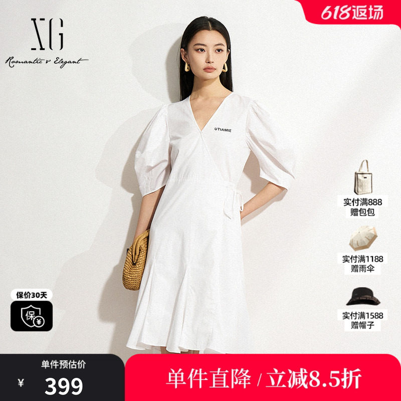 XG/雪歌XK204510A851白色纯棉泡泡袖连衣裙V领鱼尾收腰显瘦套头裙