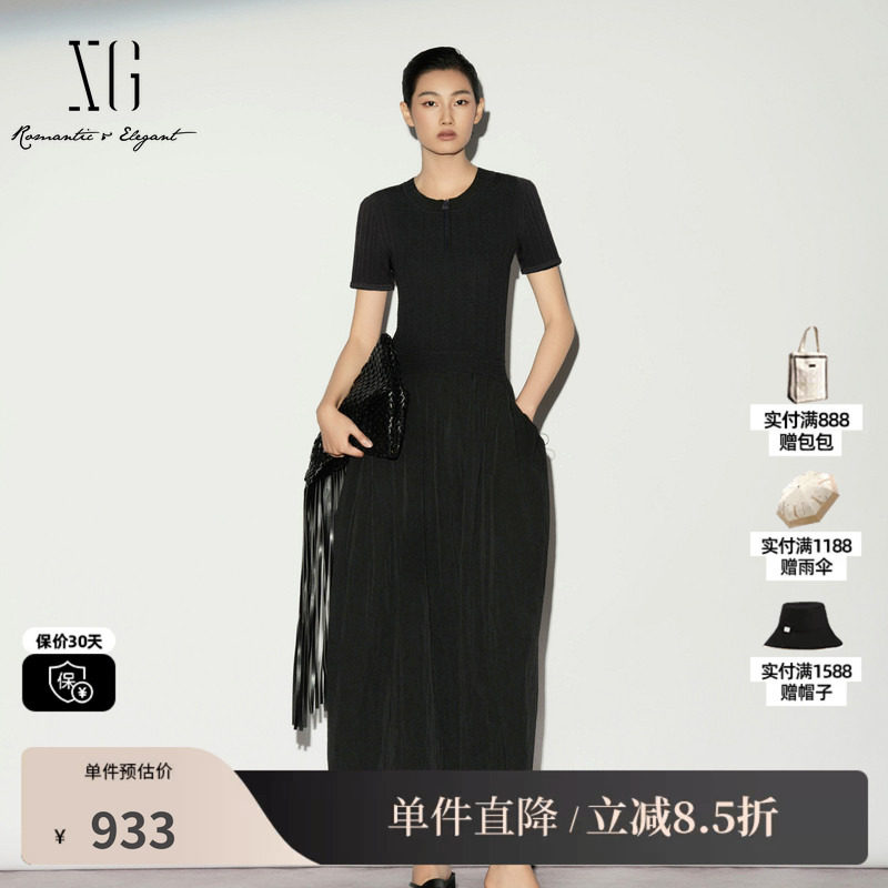 XG/雪歌XL204011A190黑色假两件短袖连衣裙圆领修身针织A字伞裙女