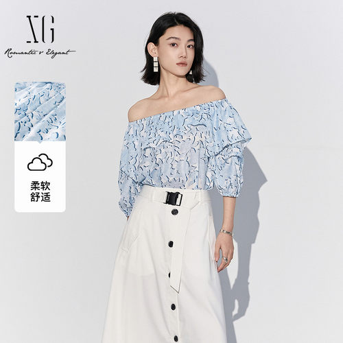 XG/雪歌XL221826B820浅蓝色短袖衬衫2025夏季新款薄款印花上衣女