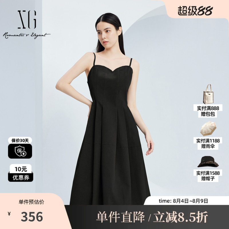 XG雪歌XJ304022A490无袖吊带连衣裙时尚秋季新款黑色百褶中长裙女