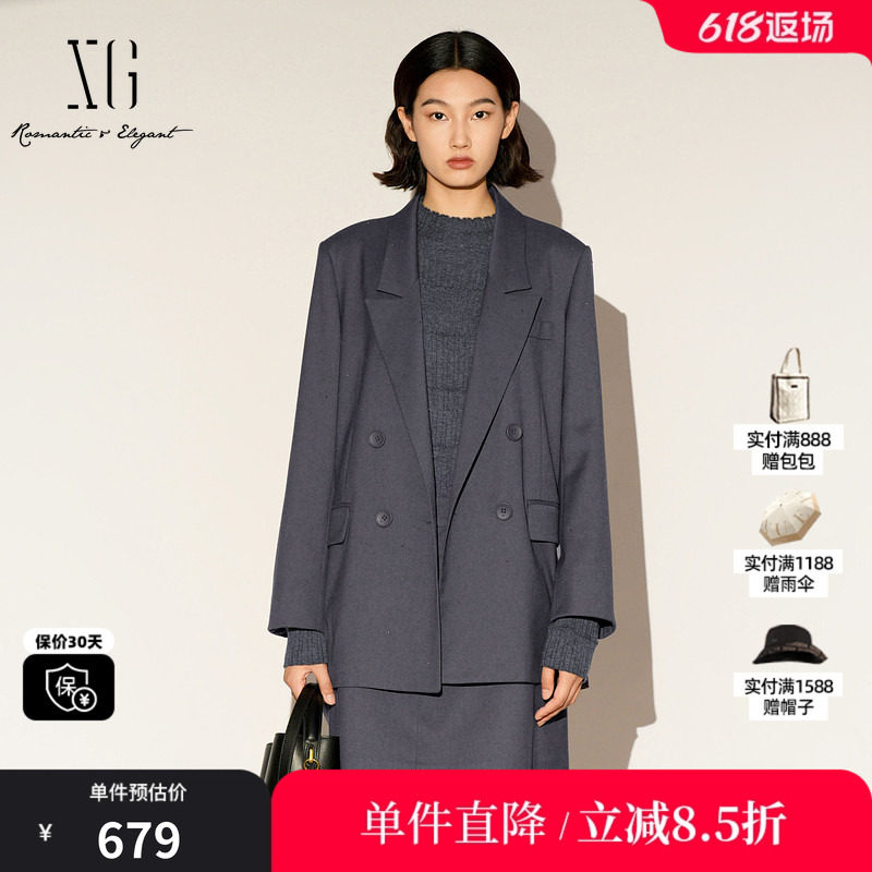 XG/雪歌XL107010A184 翻领灰色休闲西装通勤简约烫钻直筒外套女装
