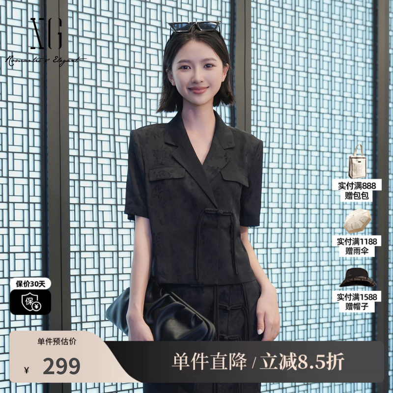 XG/雪歌XK221003A690 黑色暗纹国风短袖衬衫外套盘扣西装薄上衣女