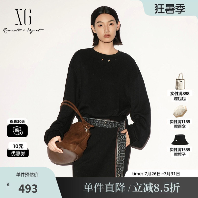 XG/雪歌 XL301009A328藏青色配飘带圆领长袖卫衣短款休闲收腰女装