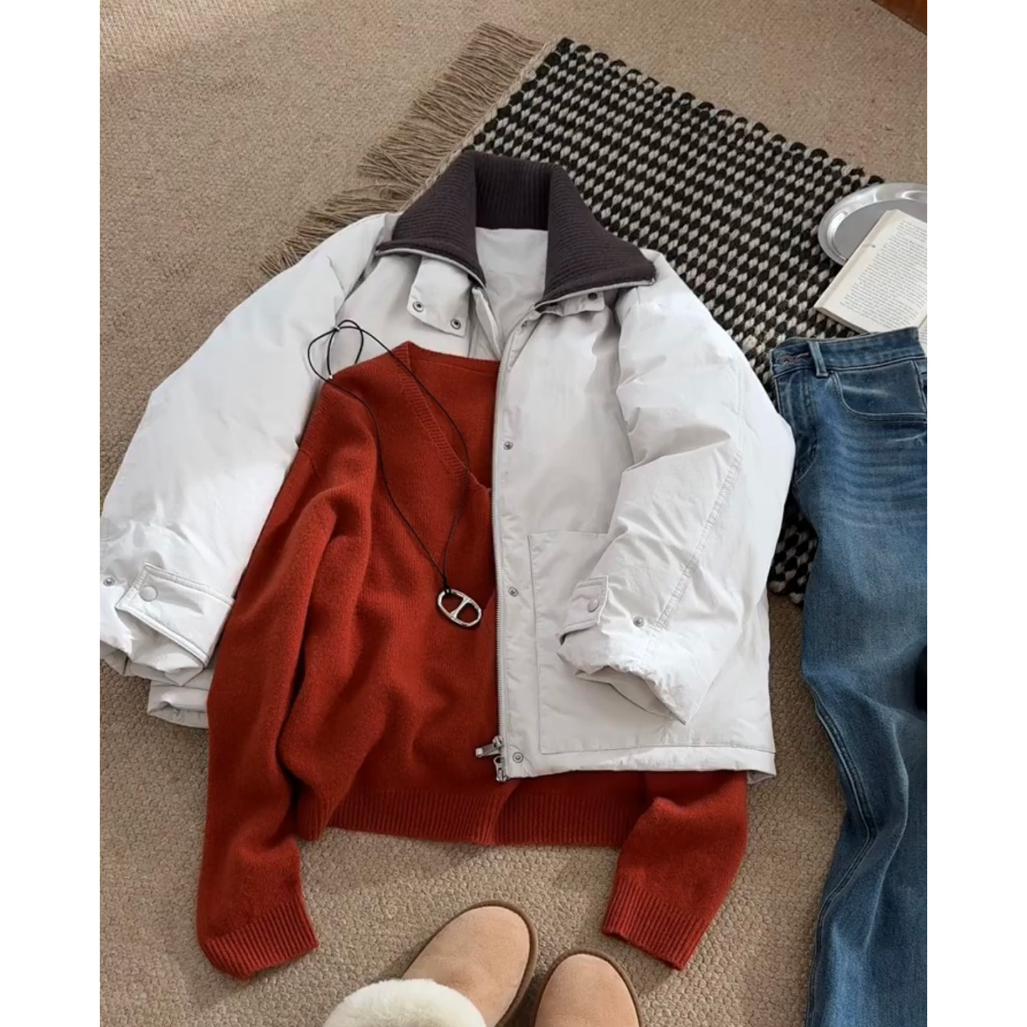 爆款工装风翻领羽绒服女短款撞色拼接羽绒服百搭外套2025冬新款,女装/女士精品,羽绒服,淘宝优惠券,粉丝福利购,淘宝优惠卷