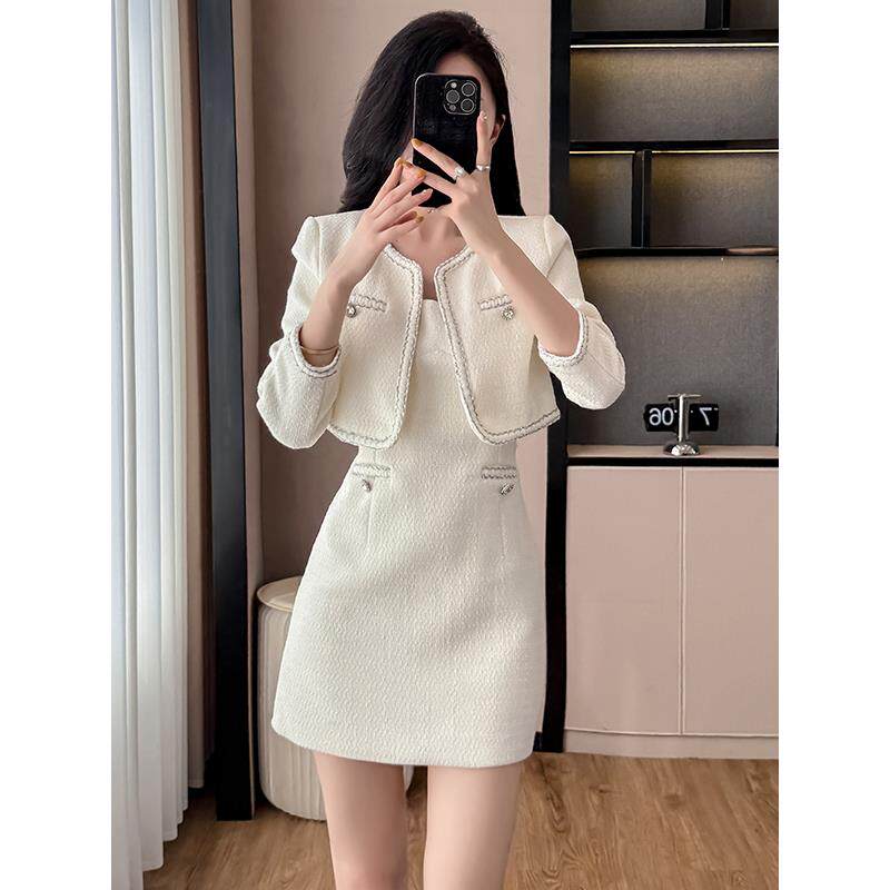 JOYIASS时尚名媛初秋穿搭两件套连衣裙女秋冬法式富家千金感小香
