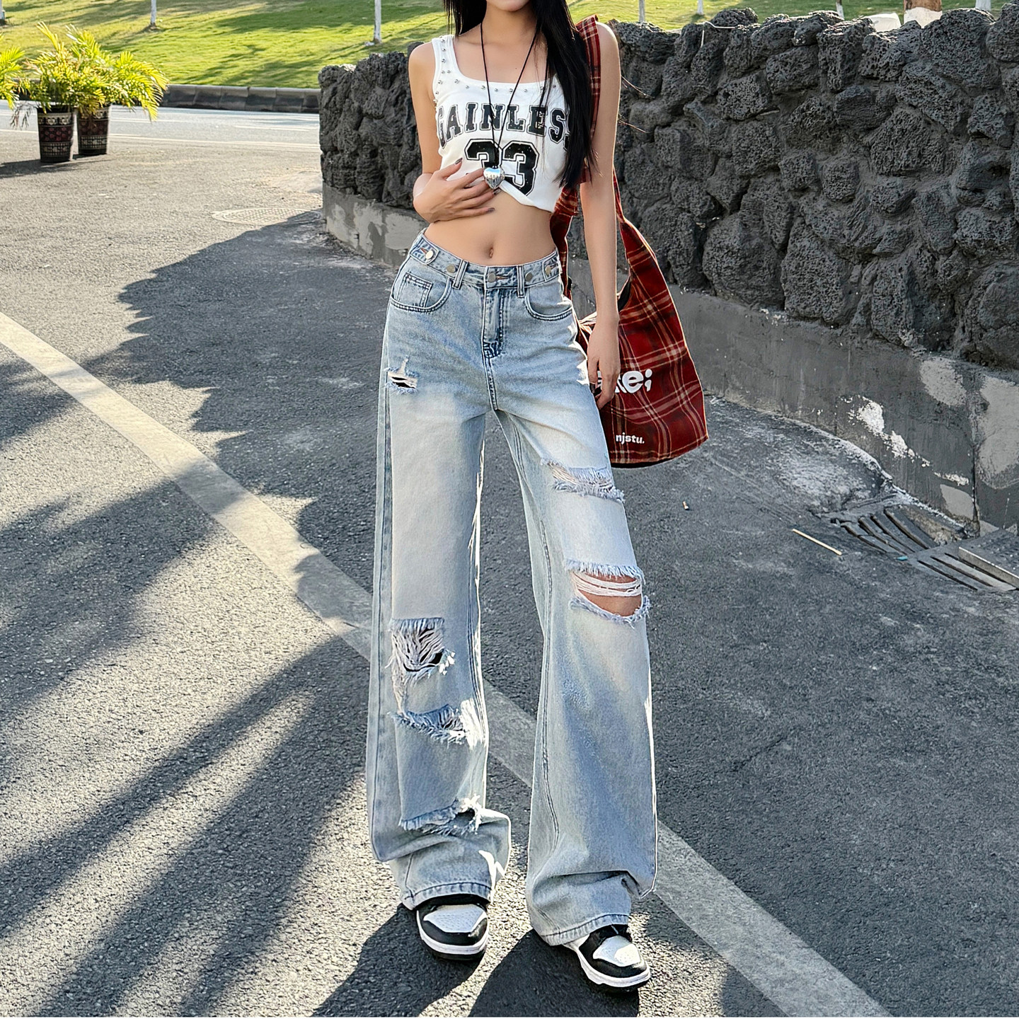 美式风浅蓝破洞阔腿牛仔裤女高腰宽松辣妹时尚垂感直筒拖地长裤子
