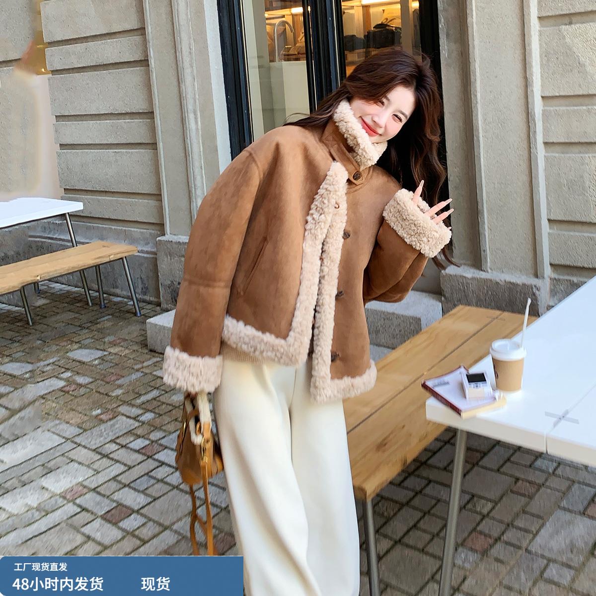 复古翻领皮毛一体短外套女冬季2025新款两面穿羊羔毛保暖加厚夹克