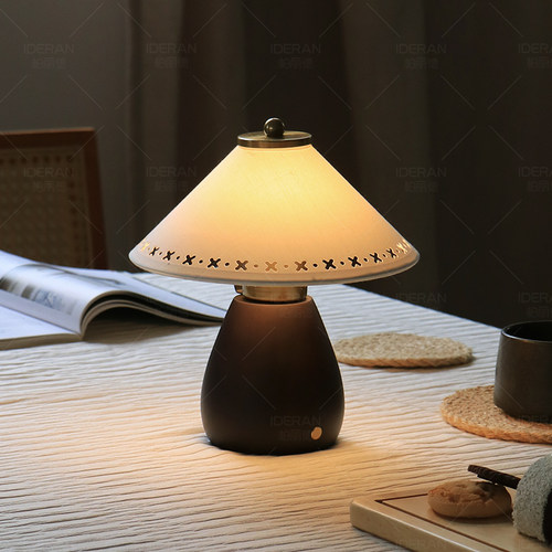 IDERAN复古奶油蘑菇灯