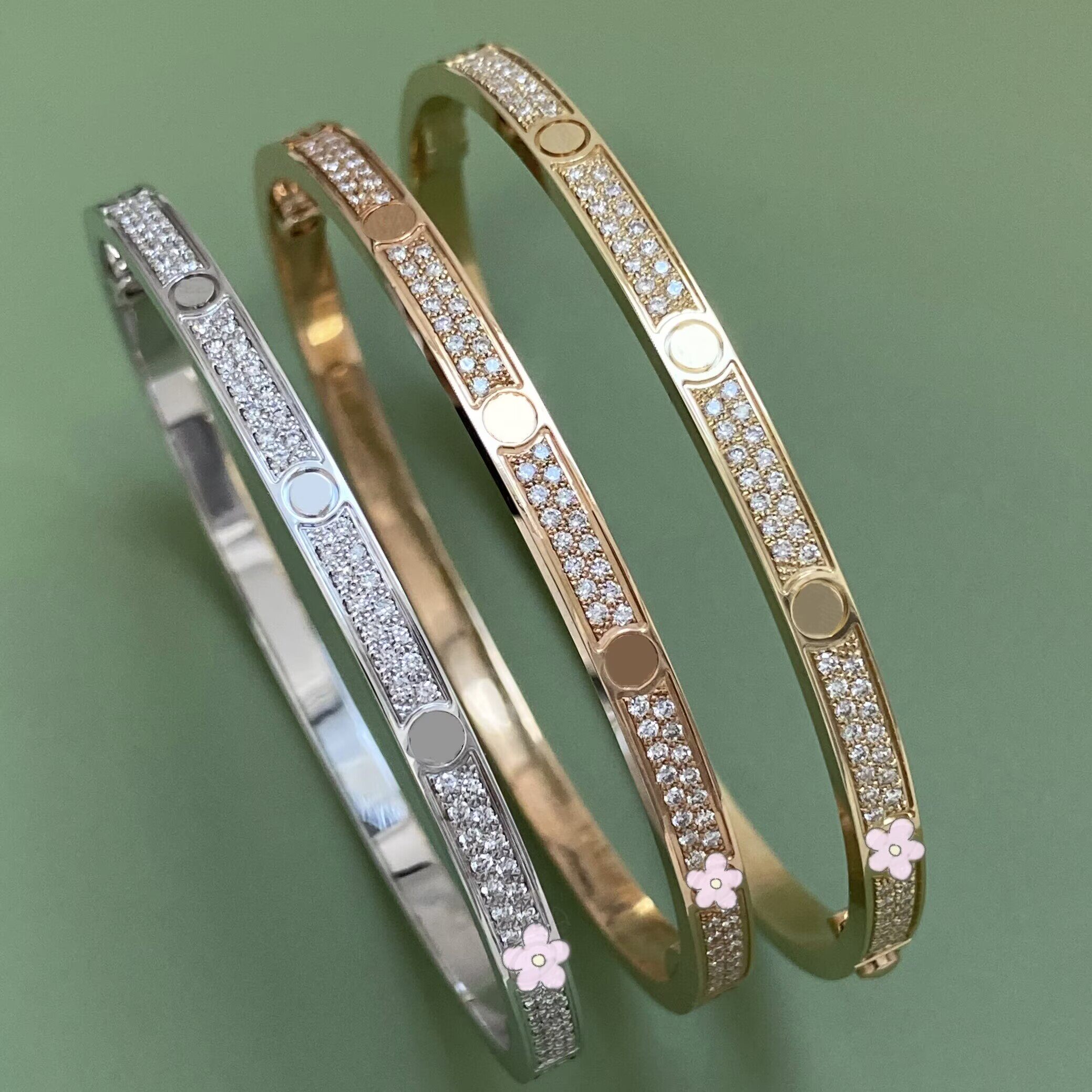 18k黄金螺丝白金玫瑰金窄版六钻满天星手镯宽版四钻十钻黑钉卡镯