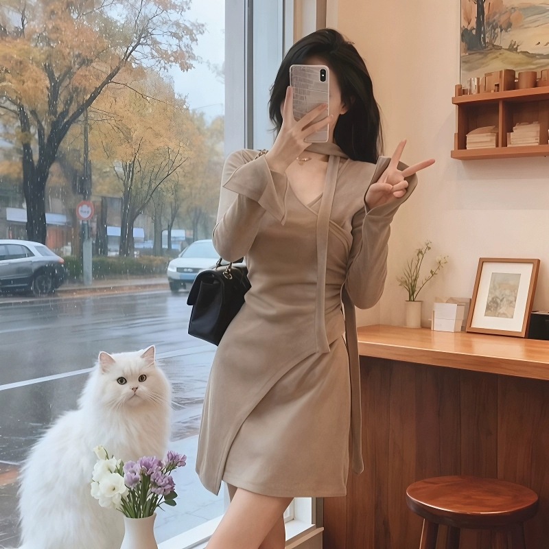 法式V领开叉长袖连衣裙女春季