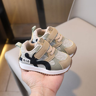 春秋儿童运动鞋1到3岁软底婴儿学步鞋男宝宝板鞋子女童皮面德训鞋