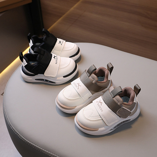 春秋季儿童运动鞋男女童宝宝学步鞋防滑软底1到3岁皮面老爹鞋板鞋