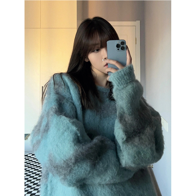 AQUA BLUE SWEATER WOMENS WINTER KOREAN VERSION OF FASHION LAZY STYLE LOOSE AND NICHE DESIGN WEAR SOFT GLUTINOUS PULLOVER TOPS