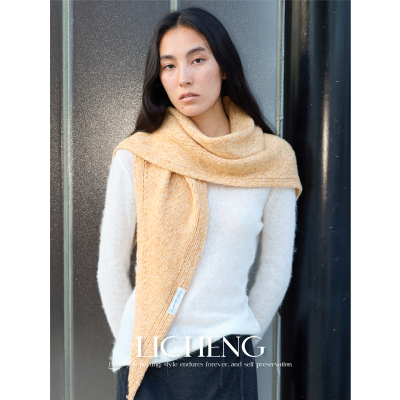 时髦叠穿莱赛尔羊绒羊毛夹花披肩
