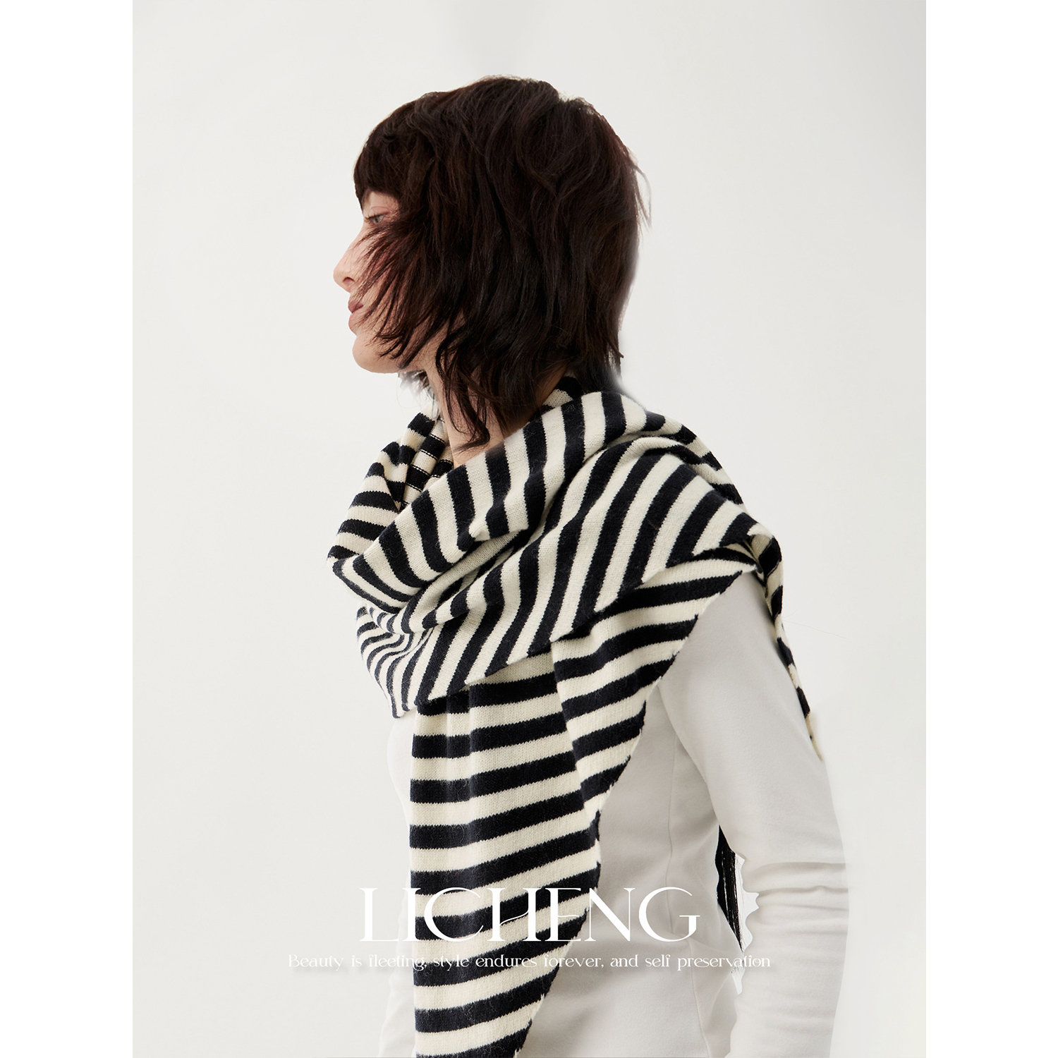 礼诚 100%羊毛针织条纹大三角围巾女外搭披肩简约时髦欧美风坎肩