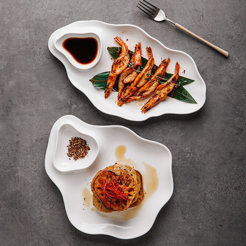 异形带蘸料盘白灼虾盘蒸鱼盘商用高级盘子级简风家用陶瓷盘