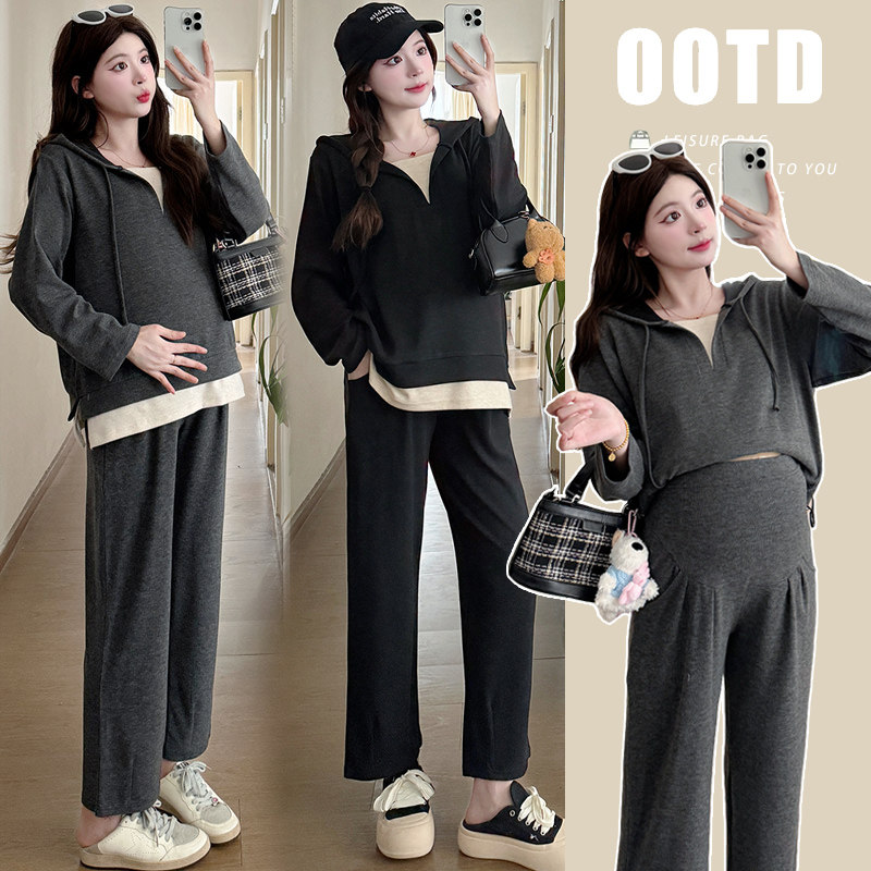 实拍2026孕妇慵懒风连帽假两件上衣春款显瘦休闲阔腿裤两件套装