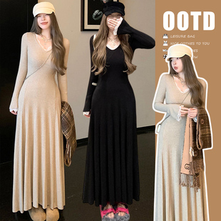 2026春季韩流修身显瘦针织拼接蕾丝长款连衣裙