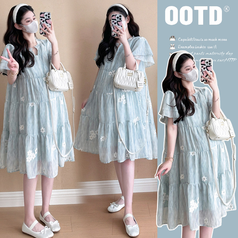 实拍现现 2026孕妇遮肚显瘦雪纺宽松透气双层袖碎花刺绣连衣裙