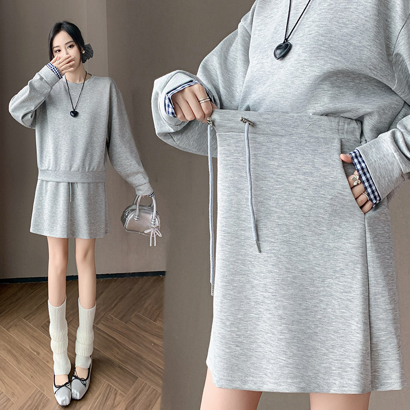 孕妇秋装套装时尚款春秋新款纯棉网红卫衣短裙打底裤子绝美两件套