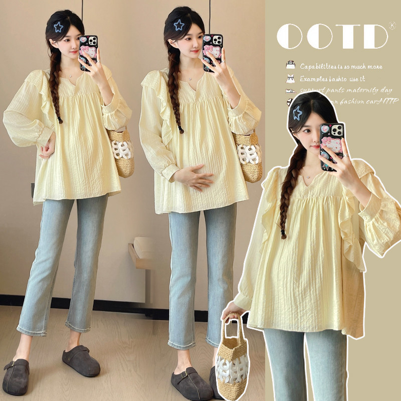 实拍新款2026孕妇装春装拼接设计感衬衫百搭宽松显瘦上衣娃娃衫