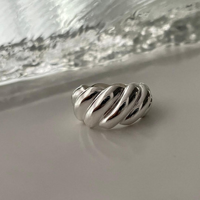 925银麻花中性风戒指指环食指高级感尾戒女金属风装饰戒指