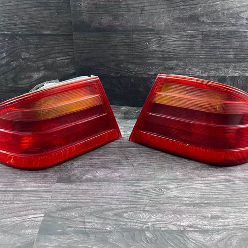 奔驰W220/W210 后尾灯 拆车【议价】