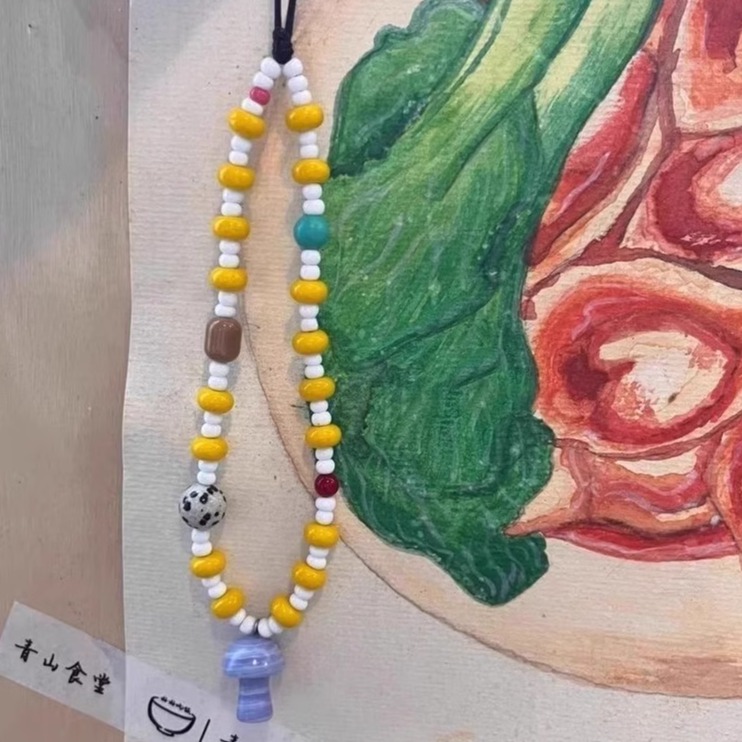 卢昱晓小蘑菇手机链挂绳ccd挂件