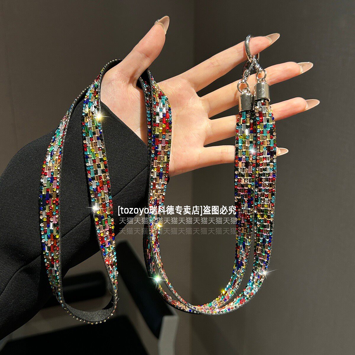 巨闪彩色多巴胺满钻手机挂绳链背带精致斜挎可背挂件手工镶钻水钻宽背