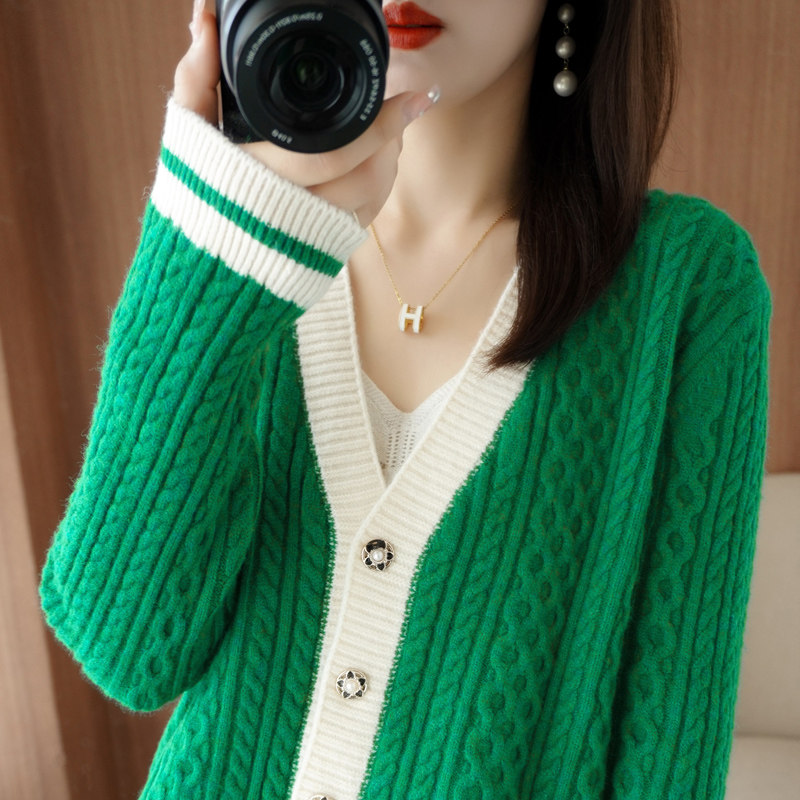 复古麻花针织开衫上衣女洋气2025秋冬新款设计感小众洋气减龄毛衣